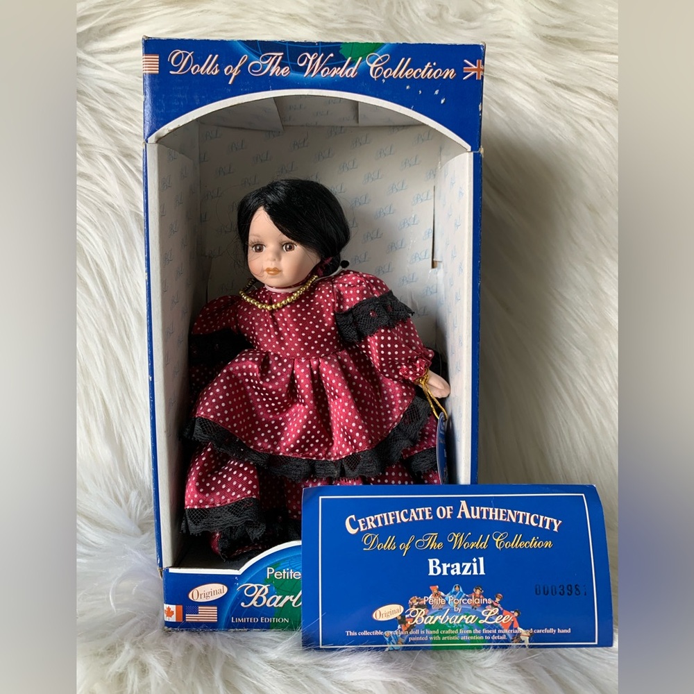 Dolls of The World Collection Petite Porcelains by Barbara Lee (2001) BRAZIL